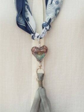 Women's Scarf Twilly Necklace with Heart Pendant - Blue & Green